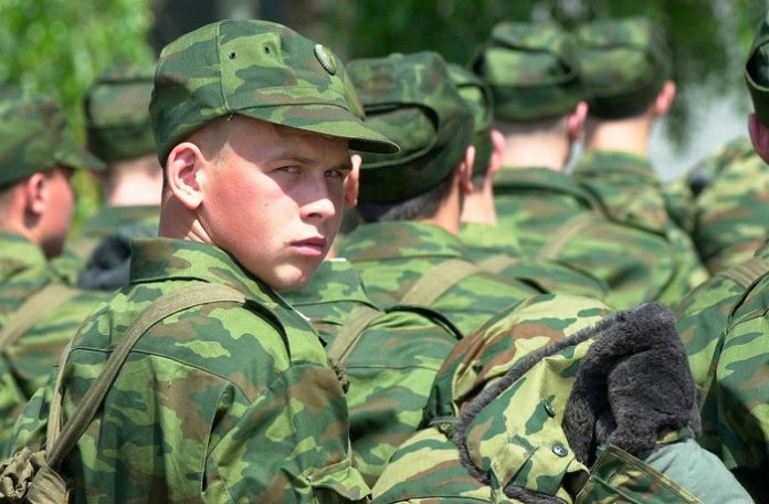 Около 150 человек призвали на военную службу в Подольске осенью