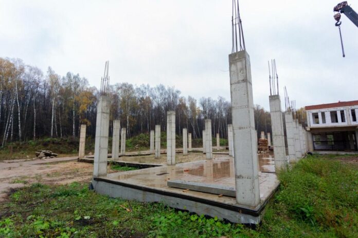 На особом контроле — строительство школы на 350 мест в ЖК «Каскад Парк»
