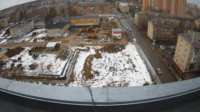 В округе 16 марта выберут подрядчика по строительству фасада пристройки к школе №13