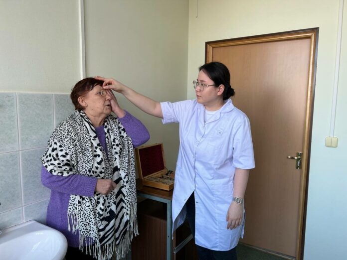 Выездную диспансеризацию в Восточном микрорайоне прошли 40 человек