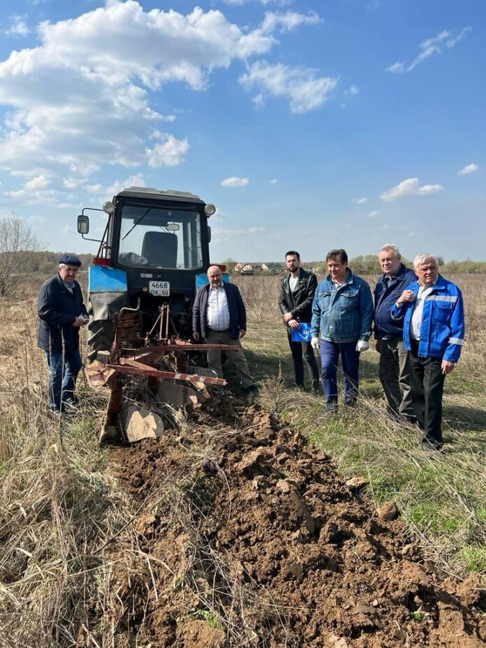 Депутат Совета депутатов совместно с сотрудниками ФГБУ «Подольская МИС» провели работы по организации и...