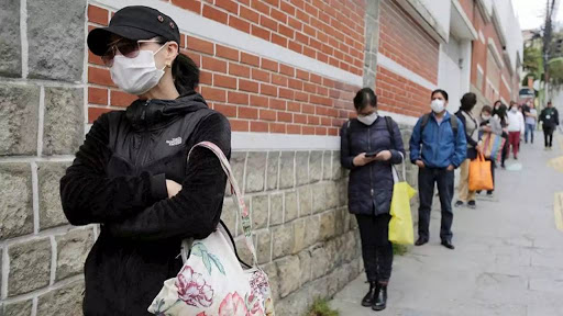 Информируем подольчан: жителей МО обязали соблюдать полутораметровую дистанцию друг от друга из-за коронавируса