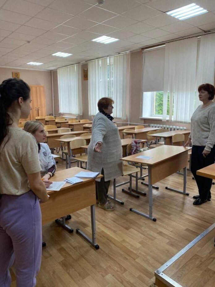 Жители Южного и Климовска прошли диспансеризацию в выездном пункте