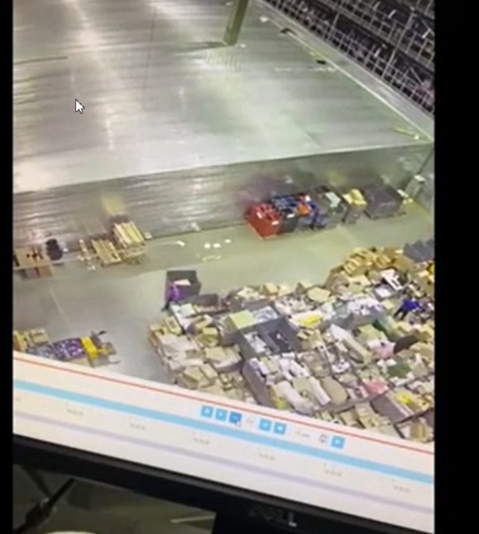 В Подольске полицейские задержали на месте преступления мужчину, пытавшегося похитить товар со склада