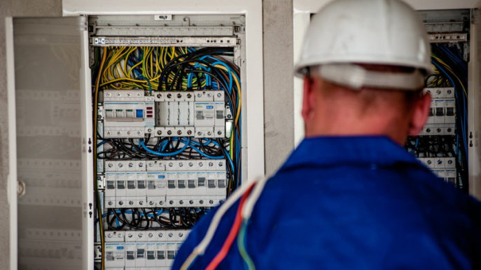 «Мособлэнерго» сократило время отключения электроэнергии