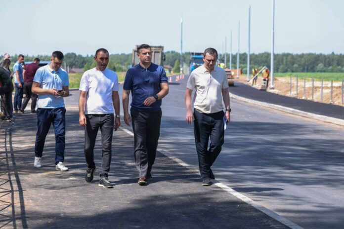 Реконструкция дороги Дубровицы — «Мечта» близится к завершению