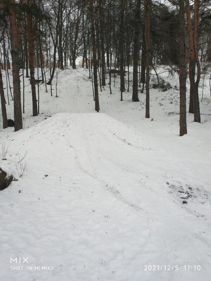 Продолжается патрулирование горок опасных для катания