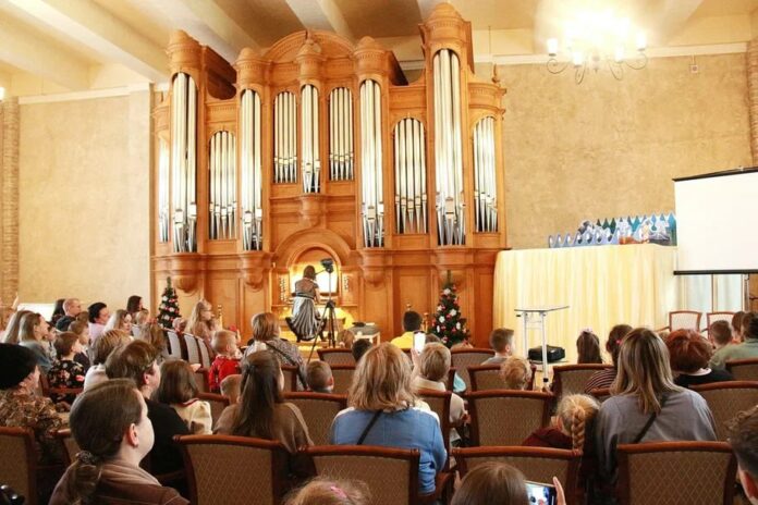 Эксклюзивный спектакль поставили в подольских «Дубровицах»