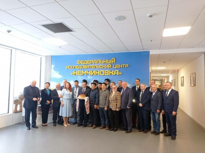 Депутат Совета депутатов принял участие в работе Российско-китайского форума в Сколкове