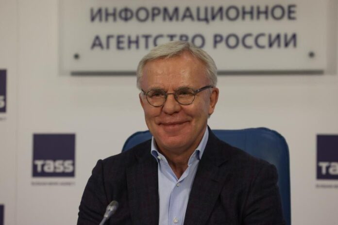 Вячеслав Фетисов поздравляет с Днем народного единства