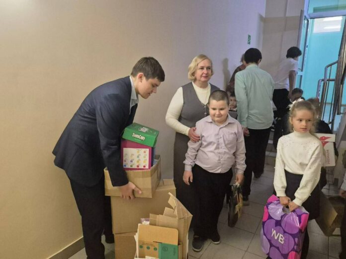 Подольские школьники собрали макулатуру в рамках экологической акции