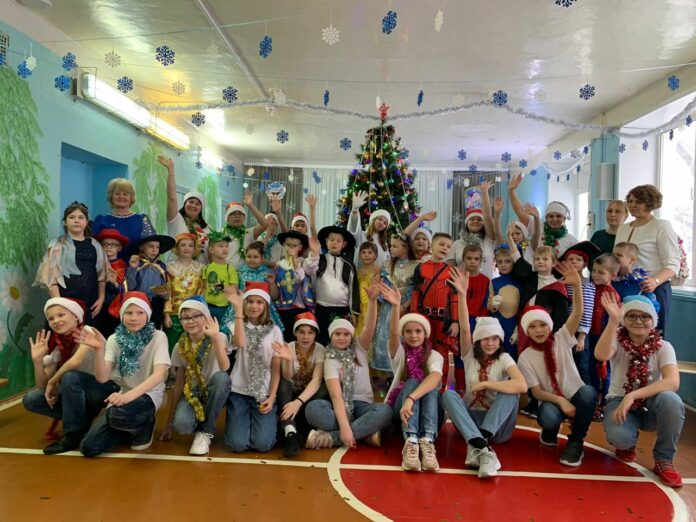 Подольские молодогвардейцы побывали в гостях в средней школе 16