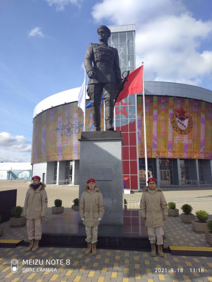 Юнармейцы из Подольска приняли участие в торжественном открытии 58 Чемпионата мира по боксу среди...
