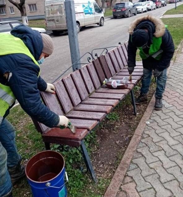 Работы по благоустройству продолжаются в мкр. Дубровицы