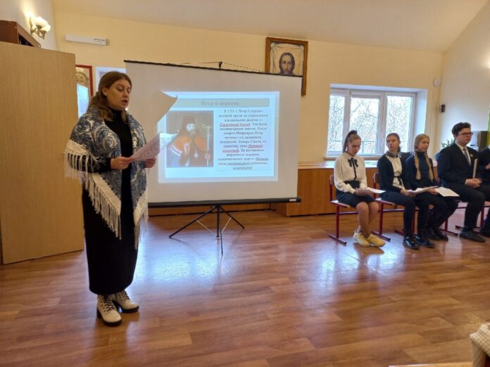 В Троицком кафедральном соборе прошел семинар «К 350-летию со дня рождения Петра I: Секулярный...