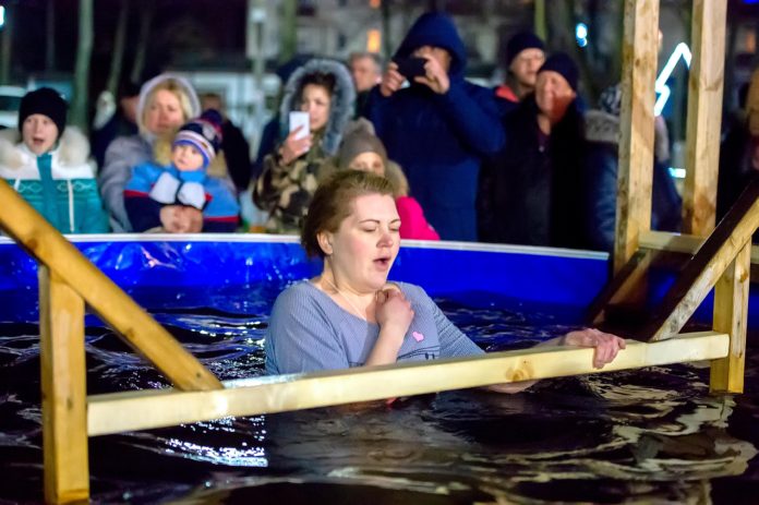 Тысячи человек отметили православный праздник Крещения Господня в муниципалитете