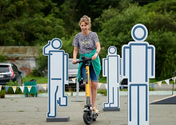 Поездки на электросамокатах должны быть безопасными!