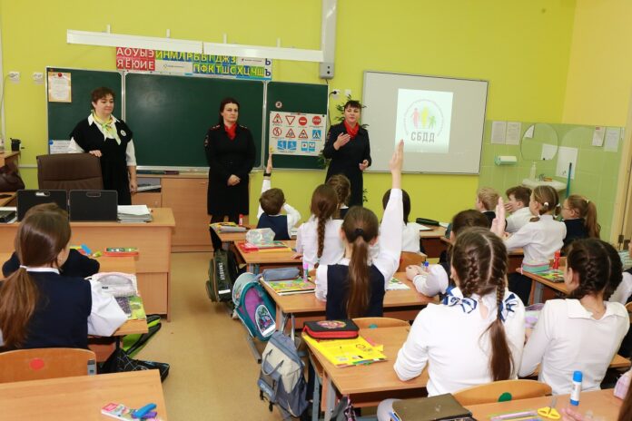 Уроки дорожной безопасности и мастер-класс