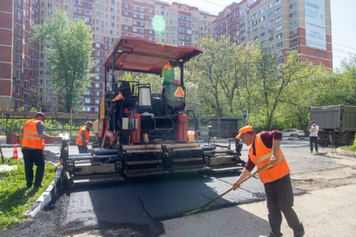 Отремонтировать 23 автомобильные дороги местного значения планируется в 2022 году в Большом Подольске