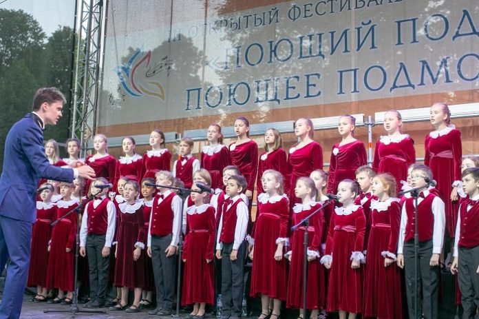 Фестиваль хорового искусства «Поющий Подольск, поющее Подмосковье» прошел в Дубровицах