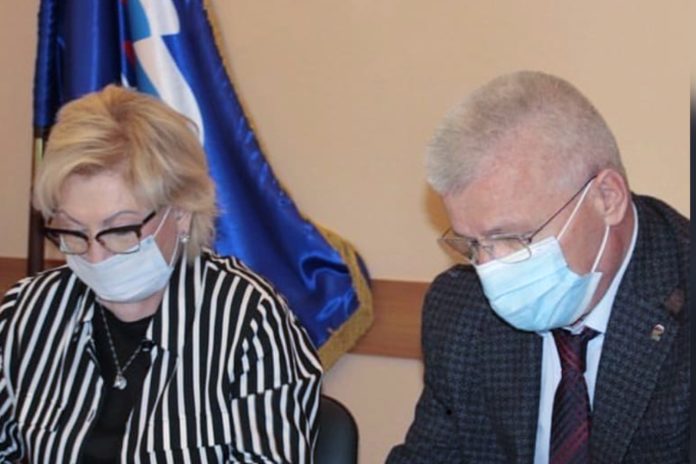 ПРИЕМ НАСЕЛЕНИЯ ПО ВОПРОСАМ МАТЕРИНСТВА И ДЕТСТВА ПРОВЕЛИ В МОП «ЕДИНАЯ РОССИЯ»