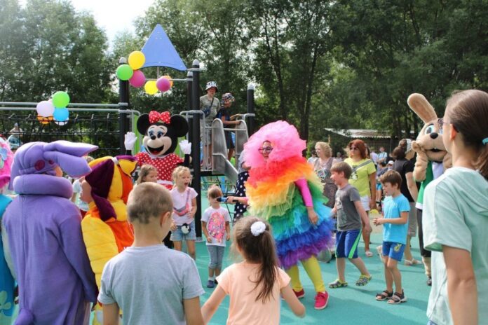 В округе с опережением срока открылись две игровые площадки по программе губернатора «Наше Подмосковье»