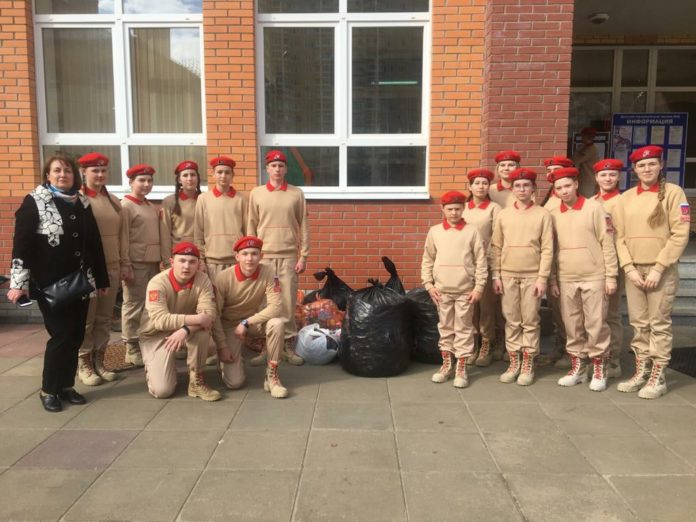 Юнармейцы ВПО «Варяг» СОШ №35 приняли участие в акции «Доброкрышка»
