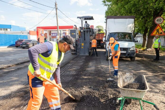 961 погонный метр дорог и тротуаров обновят в муниципалитете