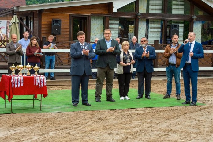 В Городском округе Подольск проходит турнир по конкуру и выездке на Кубок памяти А.В....