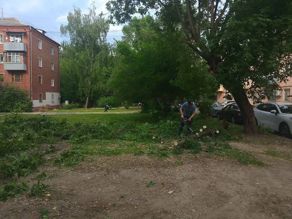 Подольские коммунальные службы ликвидируют последствия ливня