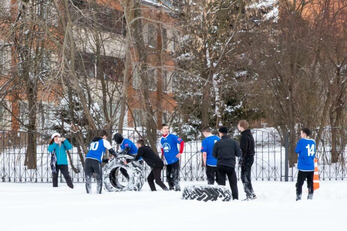 Команды из колледжей Подольска приняли участие в спортивной игре «Служить Отчизне суждено»