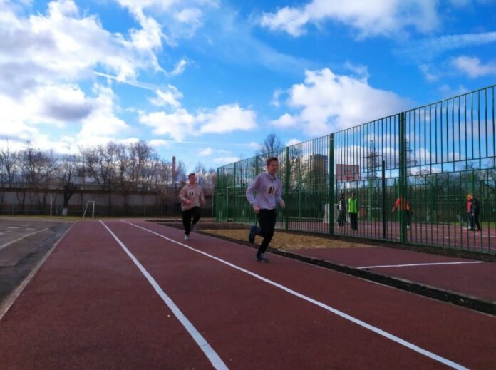 Работы по обустройству спортивного ядра на территории второго корпуса школы №14 в Подольске завершены