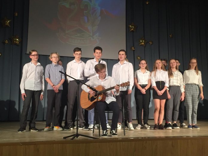 В школе № 32 из Подольска завершился фестиваль солдатской песни