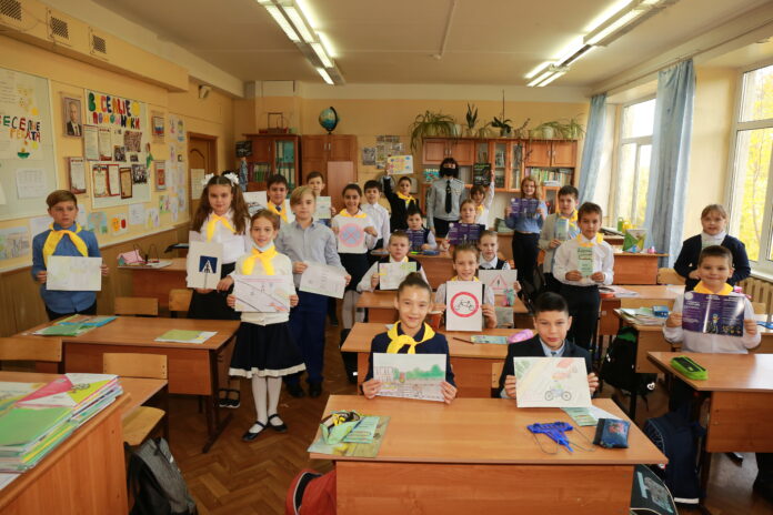 Викторина по правилам дорожного движения состялась в школе № 25