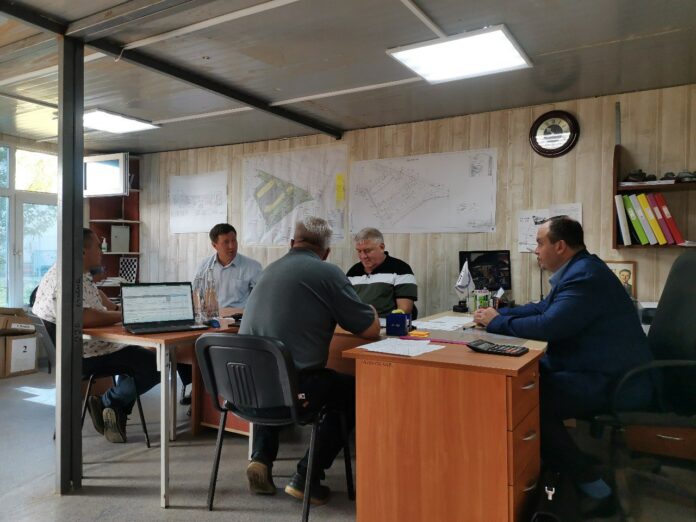 Депутат Совета депутатов горокруга Подольск провел рабочую встречу на территории строительной площадки ООО «АПК...