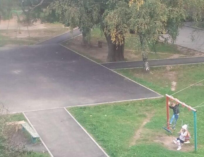 Пандемия съела детские площадки