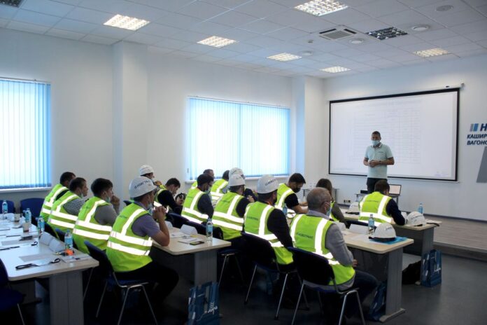 Специалисты«ПОДОЛЬСККАБЕЛЬ» посетили предприятие КВРЗ «НОВОТРАНС»