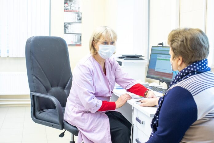 К плановому режиму работы вернулись поликлиники в Подмосковье