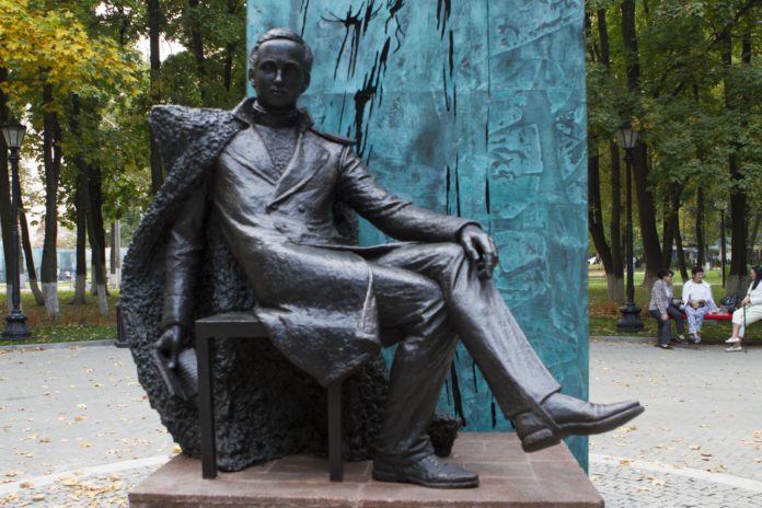 Стартовала программа «Читальный зал под открытым небом»