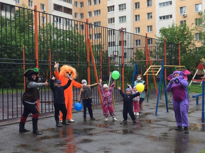 Первого июня День защиты детей отпраздновали в микрорайоне Климовск