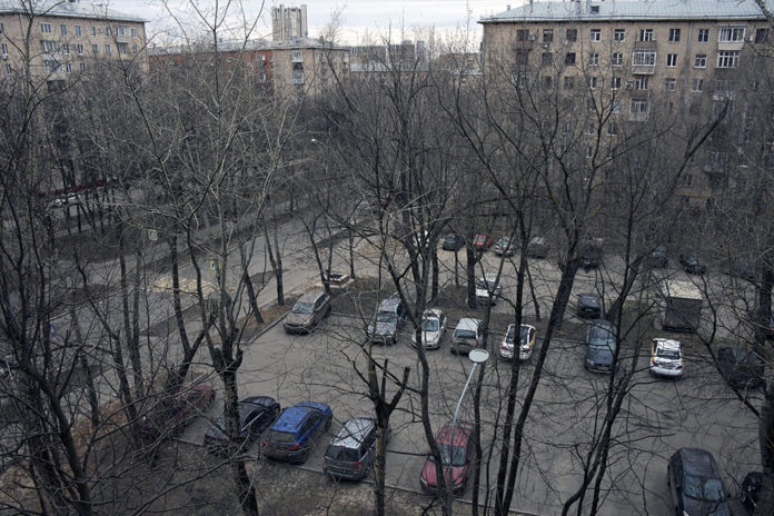 Президент РФ Владимир Путин подписал закон о крупных штрафах за нарушение карантина здоровыми гражданами