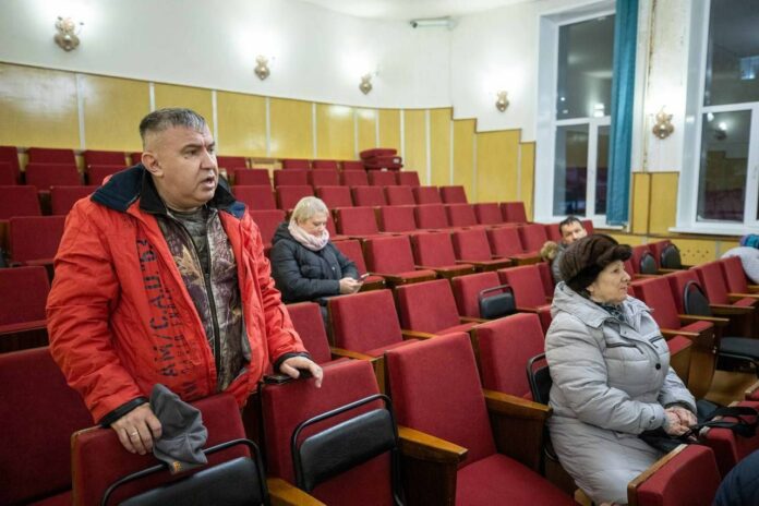 Депутат Совета депутатов принял участие в еженедельной встрече в Г.о. Подольск с жителями мкр....