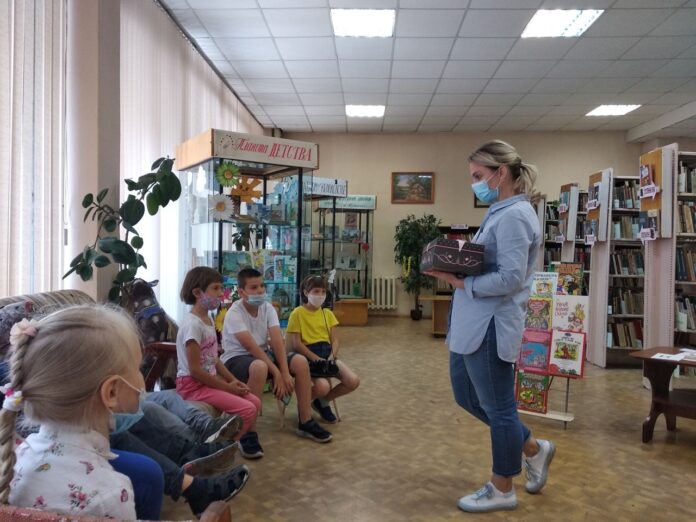 В детской библиотеке № 27 в Климовске прошло мероприятие «Сказочная загадайка»