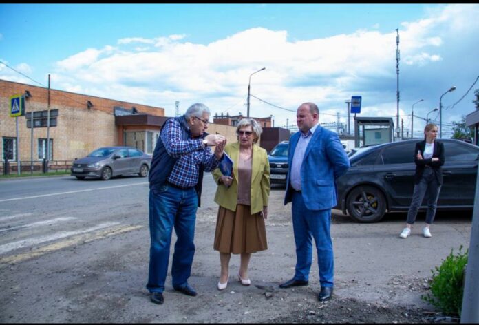 Проведено выездное мероприятие по контролю за осуществлением работ по ремонту автомобильной дороги по ул.Рабочая