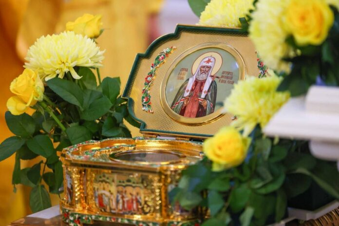 Ковчег с мощами святителя Тихона пребывает в Троицком кафедральном соборе