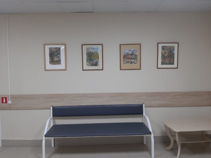 Поликлиническое отделение «Кутузово» украсили работы воспитанников изостудии «Колорит»