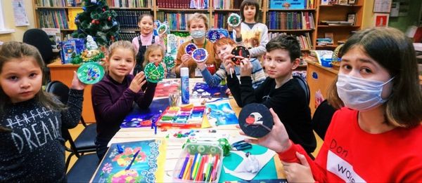 Познавательный мастер-класс «Затеи и идеи» прошел в ЦДБ