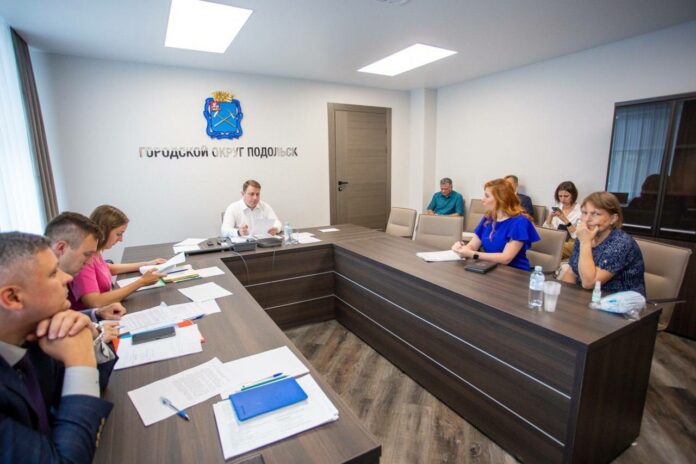 Традиционный приём жителей Подольска провел глава округа Дмитрий Жариков