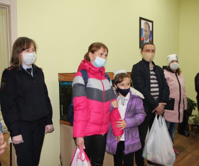 Подольские полицейские приняли участие в благотворительной акции «Твори добро»