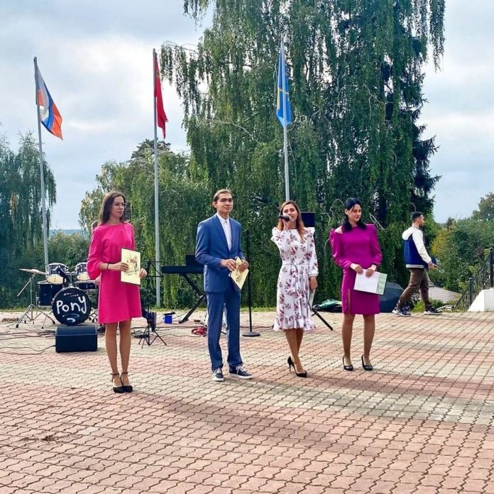 Мкр. Кузнечики отметили юбилей любимого города с большим размахом